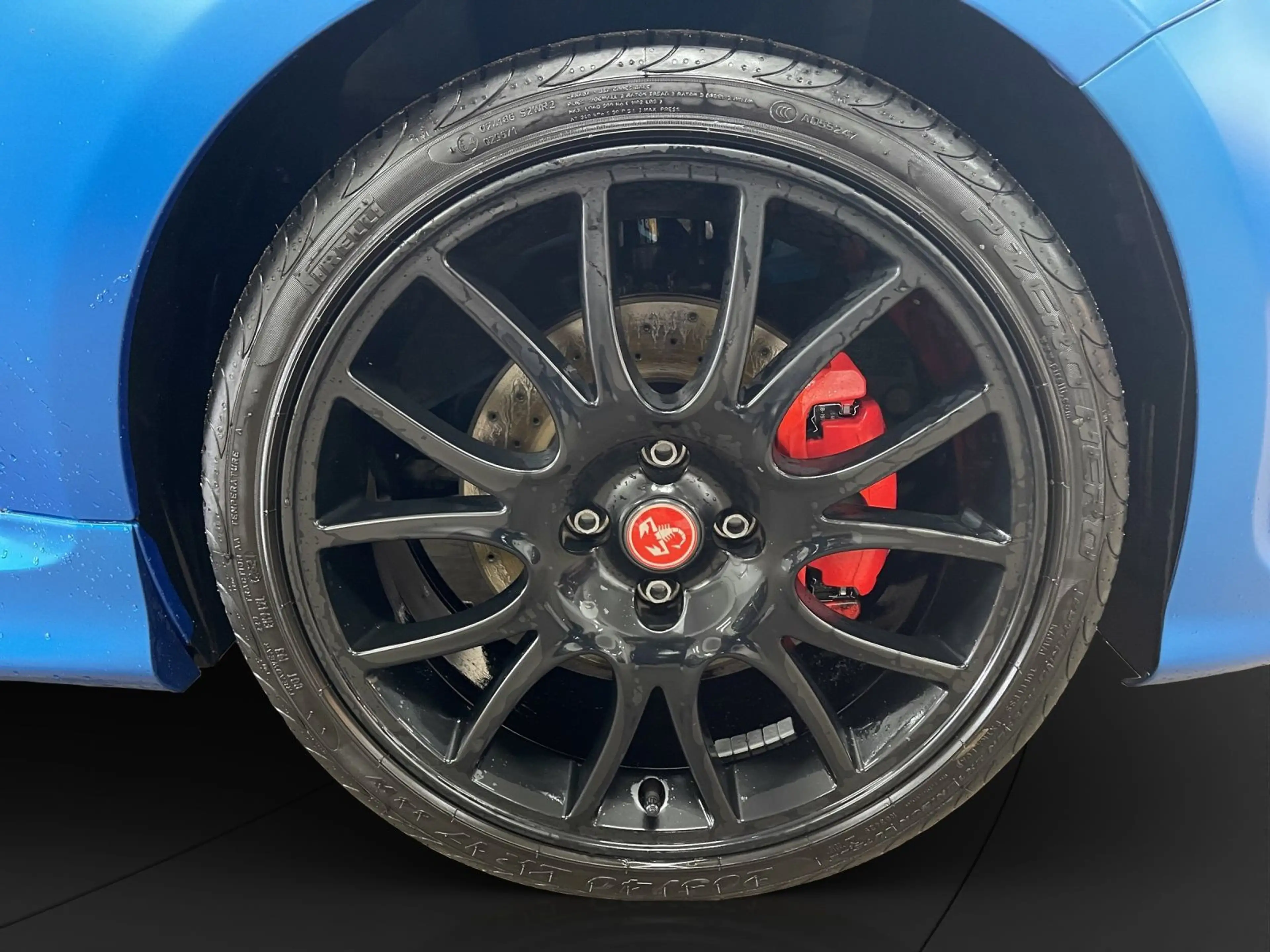 Abarth 500 F595 1.4 T-Jet Record Monza LM 17" PDC Klima — photo 12