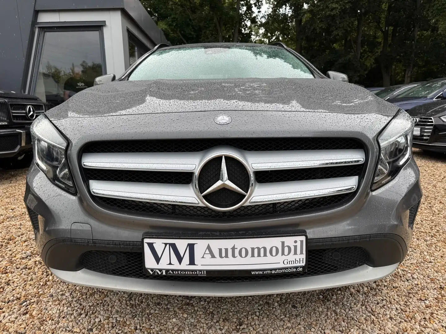 Mercedes-Benz GLA 220 CDI 4MATIC Pano*Kame*StandHz.*Tempo*Navi Grau - 2
