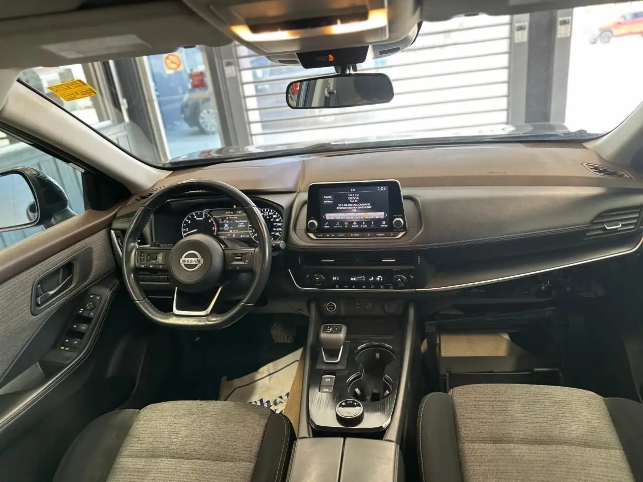 Nissan Rogue снимка Nissan Rogue