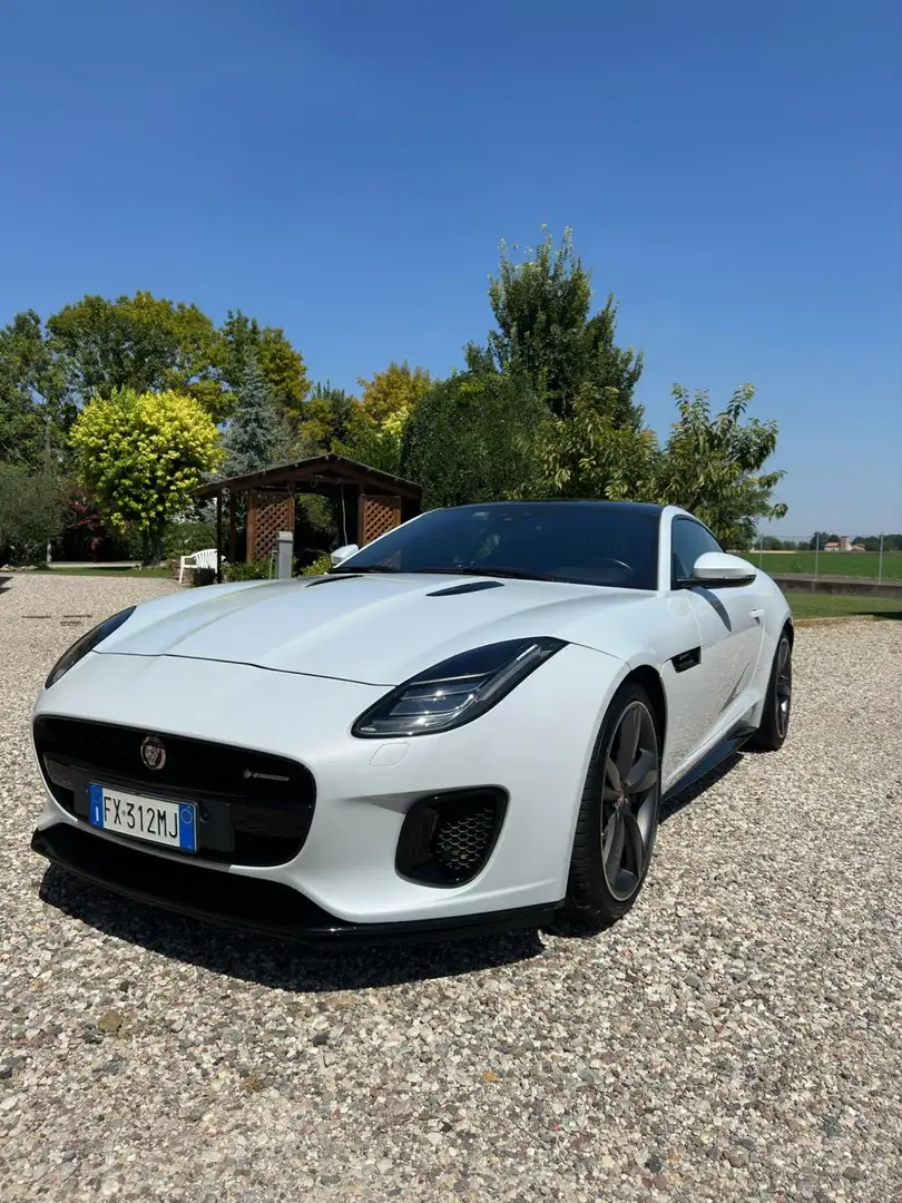 Jaguar F-Type F-Type Coupe 2.0 i4 rwd 300cv auto R-DYNAMIC Blanc - 1