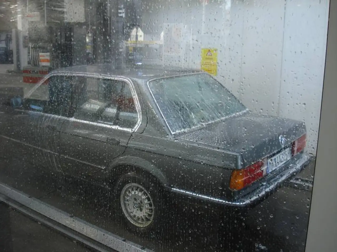 BMW 325e ETA, foto 4