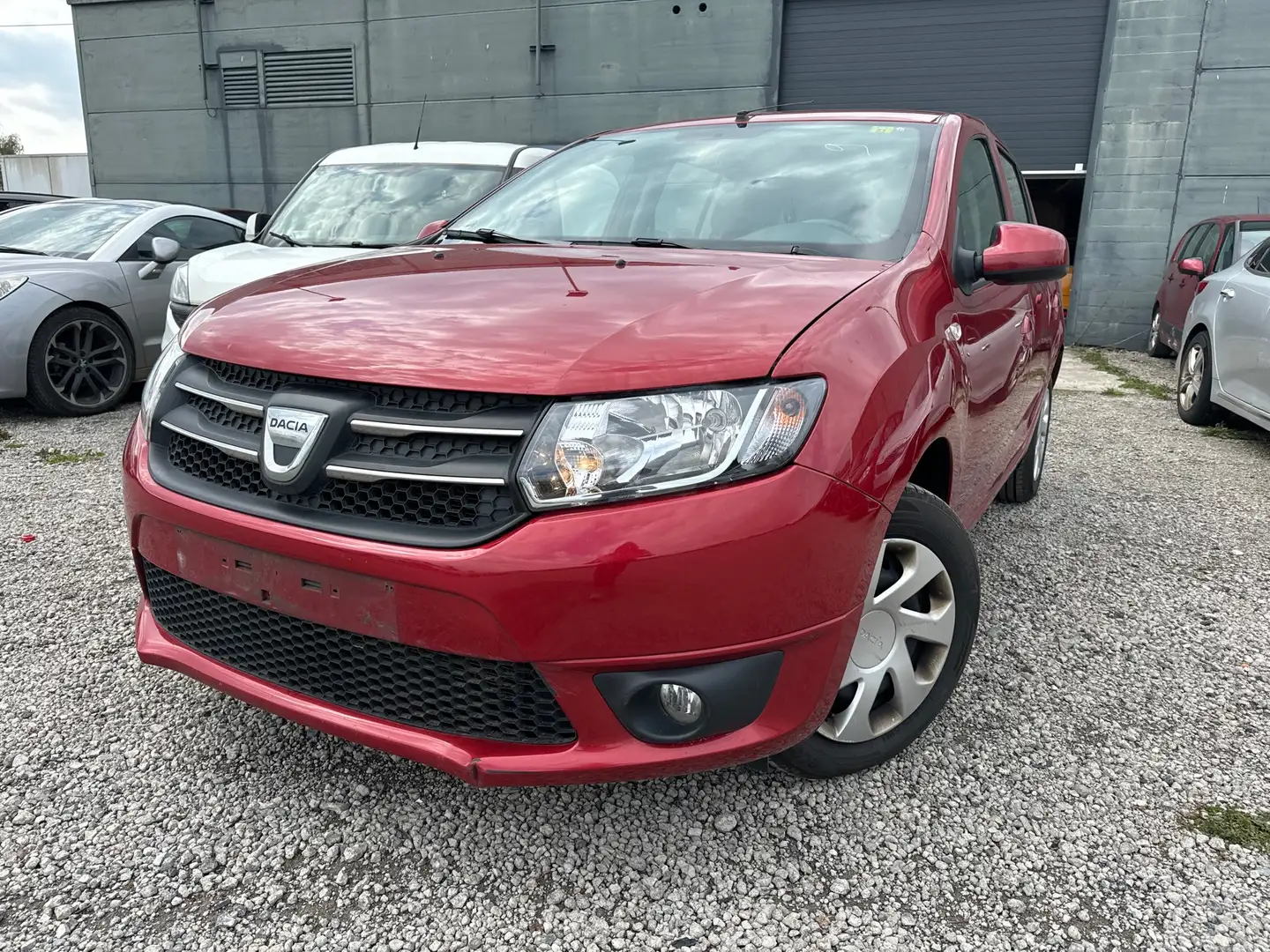 Dacia Sandero 1.5dci laureate PRÊTE À IMMATRICULER!!!!! eu6b!! Kırmızı - 1