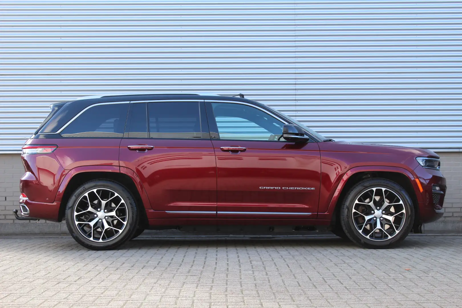 Jeep Grand Cherokee 2.0 Summit Reserve 4xe | Trekhaak | Luchtvering | Червоний - 2