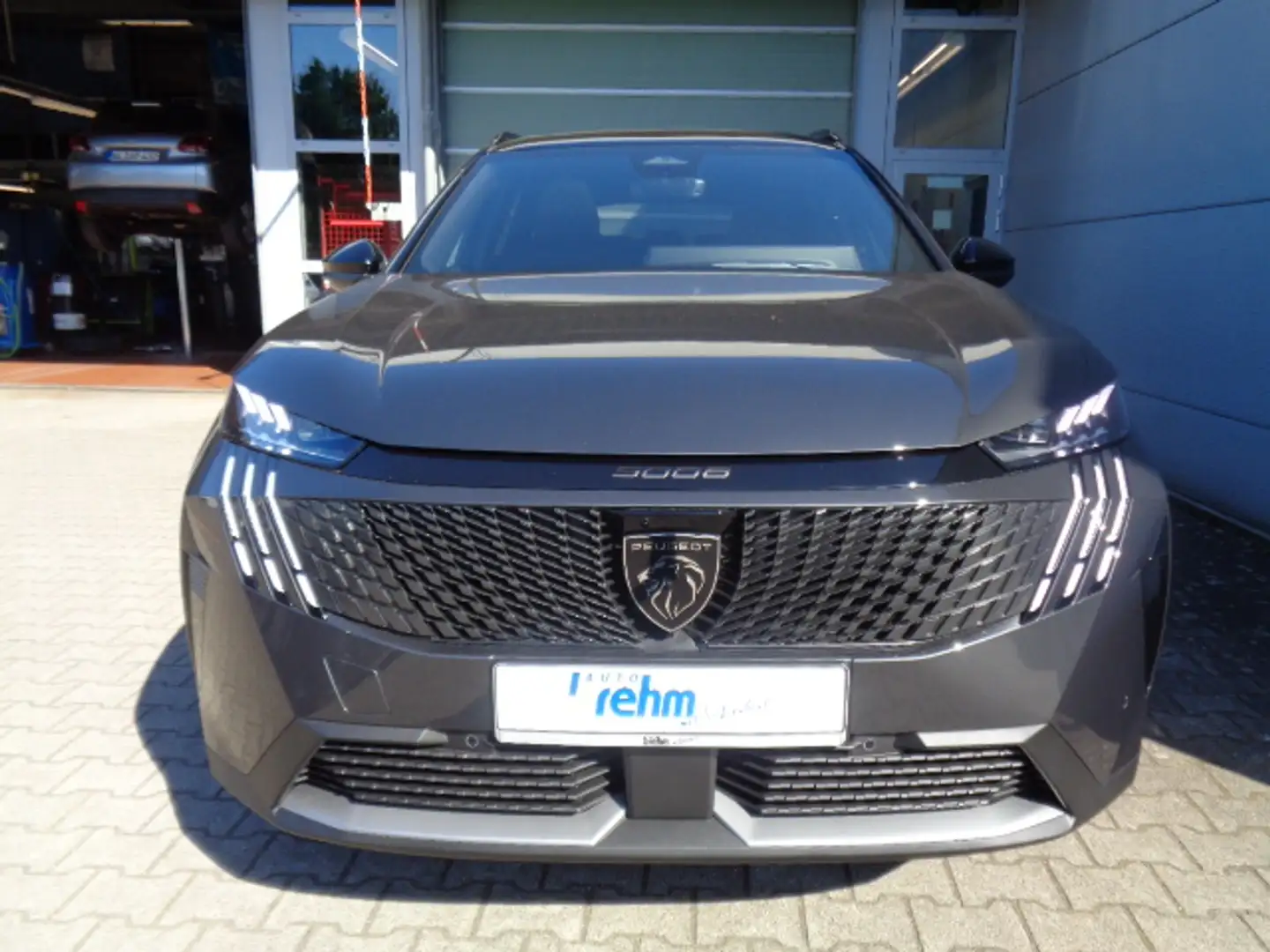 Peugeot 5008 Hybrid 145 e-DSC6 GT Navi Glasdach 7Sitze Grau - 2