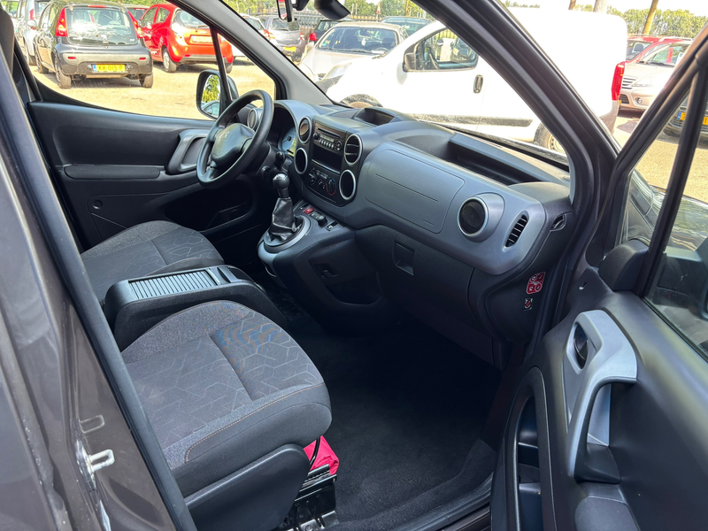 Peugeot Partner Tepee 1.2 PureTech Active. Airco ! — photo 19