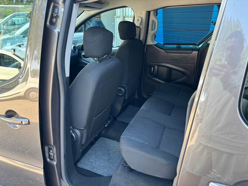 Peugeot Partner Tepee 1.2 PureTech Active. Airco ! — photo 11