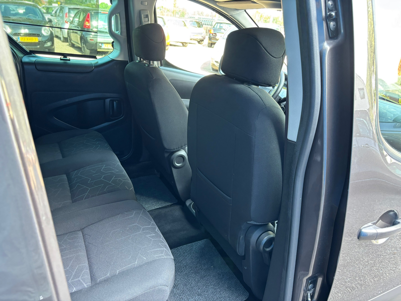 Peugeot Partner Tepee 1.2 PureTech Active. Airco ! — photo 17