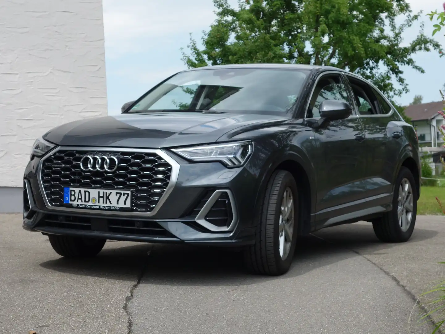 Audi Q3 Q3 40 TFSI Sportback quattro S tronic S line Grau - 2
