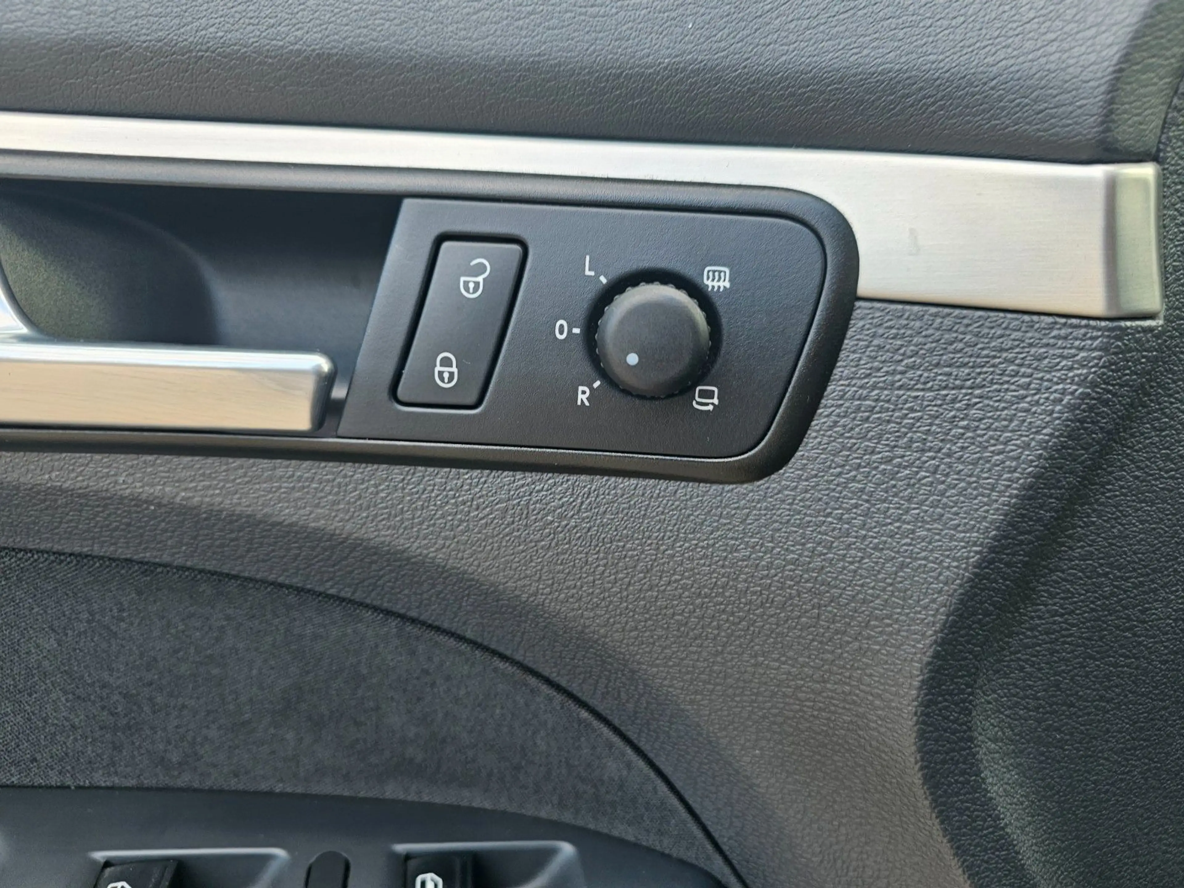Volkswagen Touran Highline Xenon — photo 12