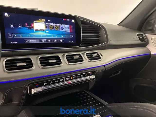 Mercedes-Benz GLE view 13