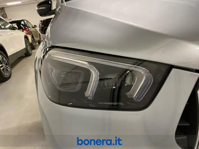 Mercedes-Benz GLE view 8