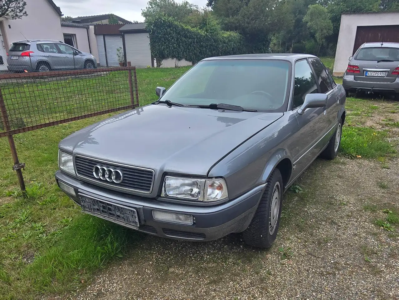 Audi 80 B4, foto 1