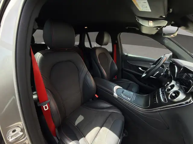 Mercedes-Benz GLC view 11