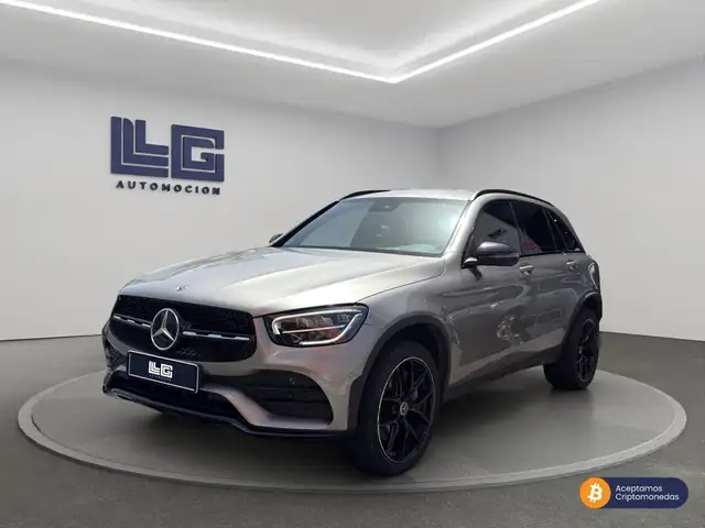 Mercedes-Benz GLC view 2