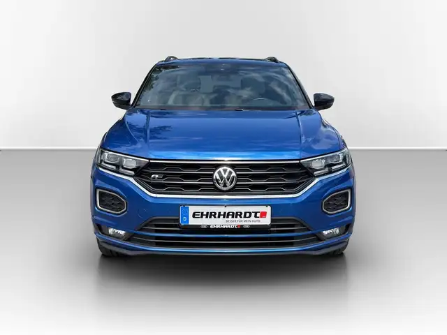 Volkswagen T-Roc view 2