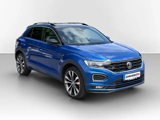 Volkswagen T-Roc view 3