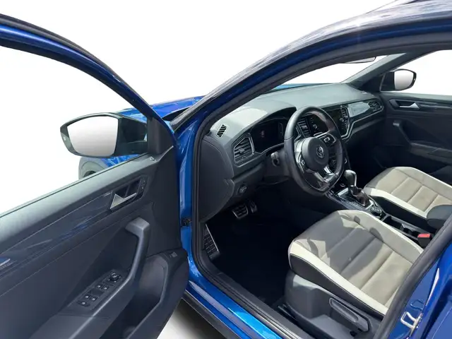 Volkswagen T-Roc view 13