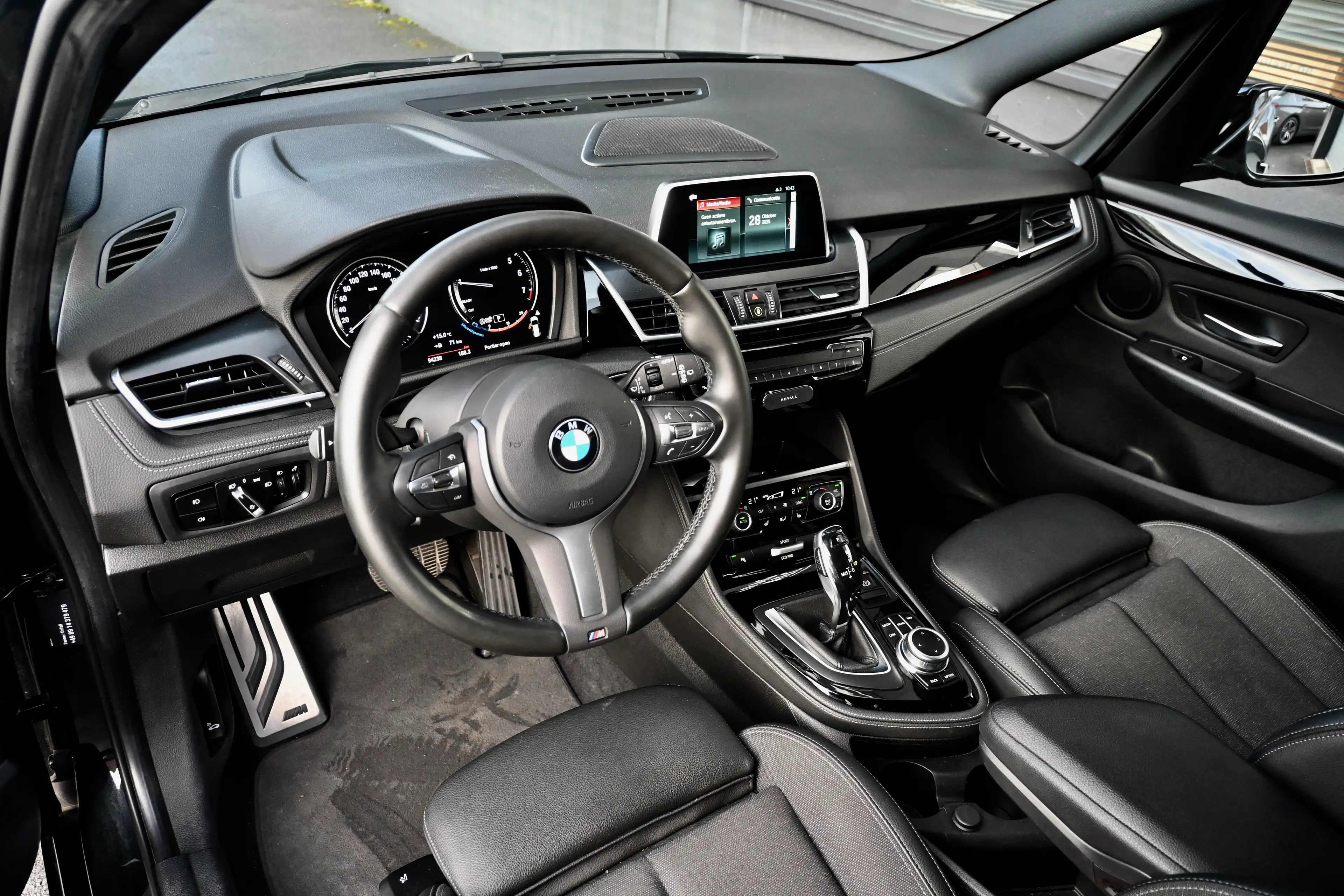 BMW 218 iA Gran tourer - Mpack - 7zitplaatsen - Nav - PDC — photo 11