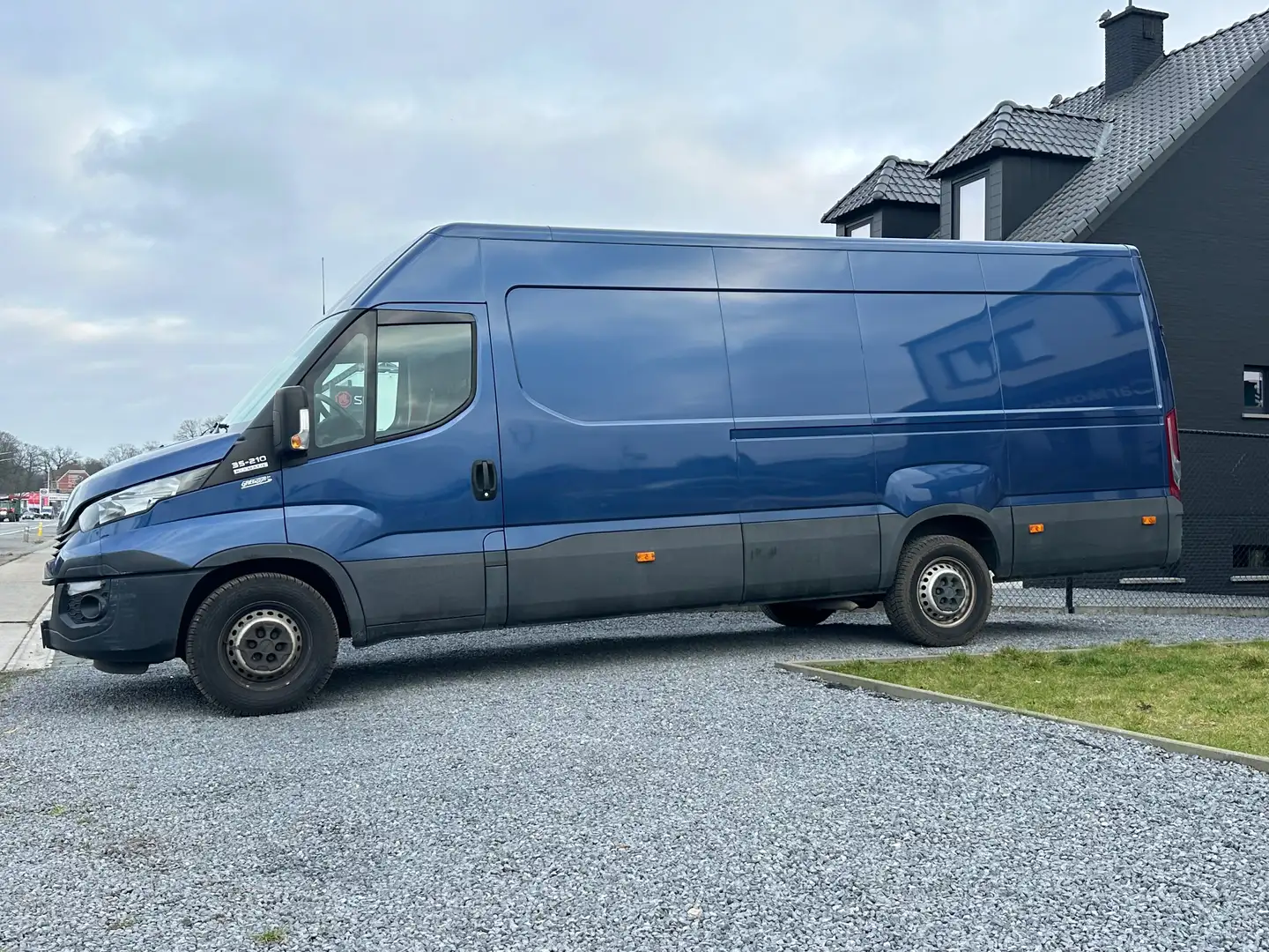 Iveco Daily *3.0d*L4*Luchtveringen+bestuurderszet*3.5t Blau - 2
