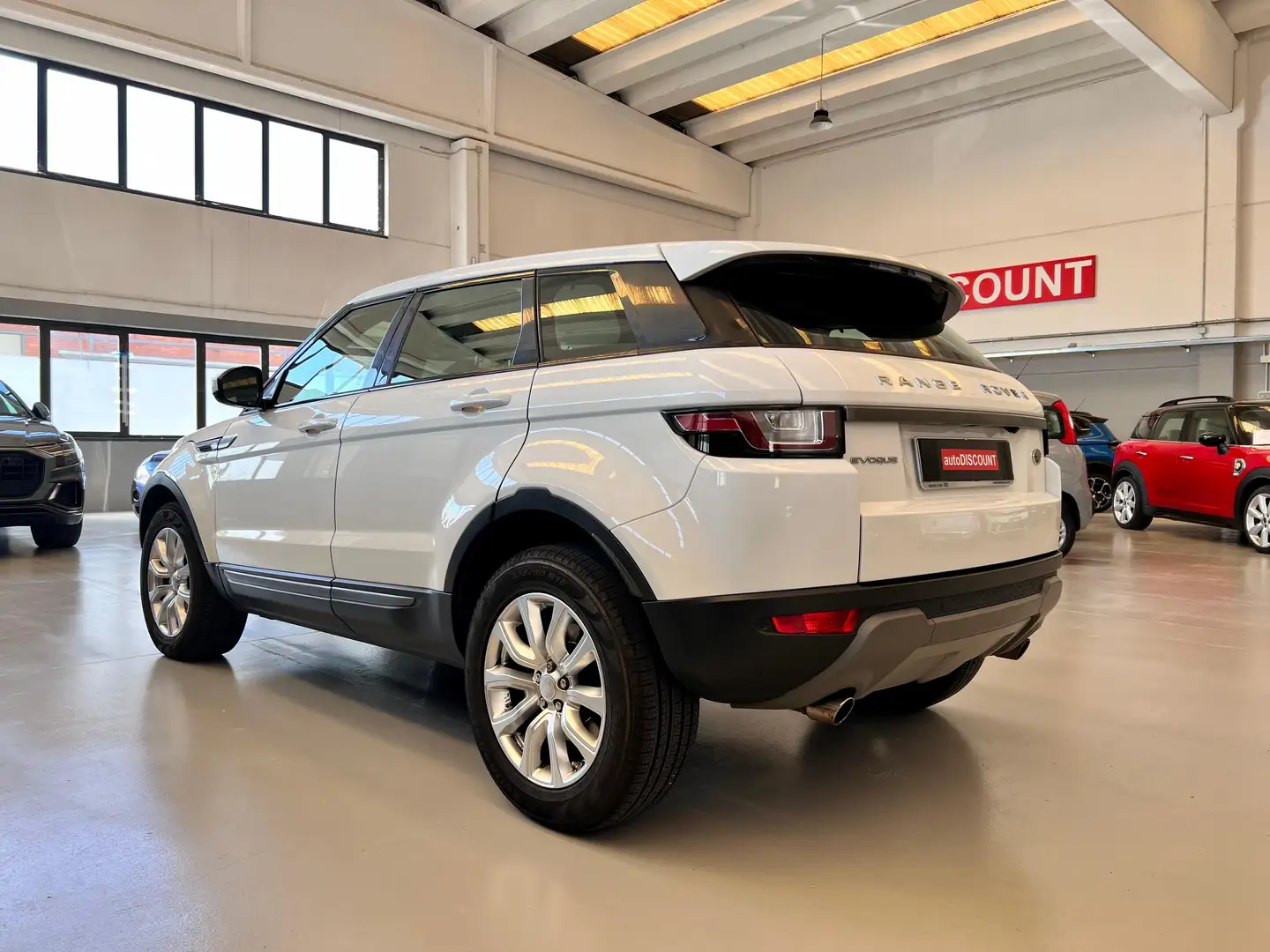 Land Rover Range Rover Evoque Evoque 2.0 SE Dynamic 150cv *MOTORE SOSTITUITO* Weiß - 2