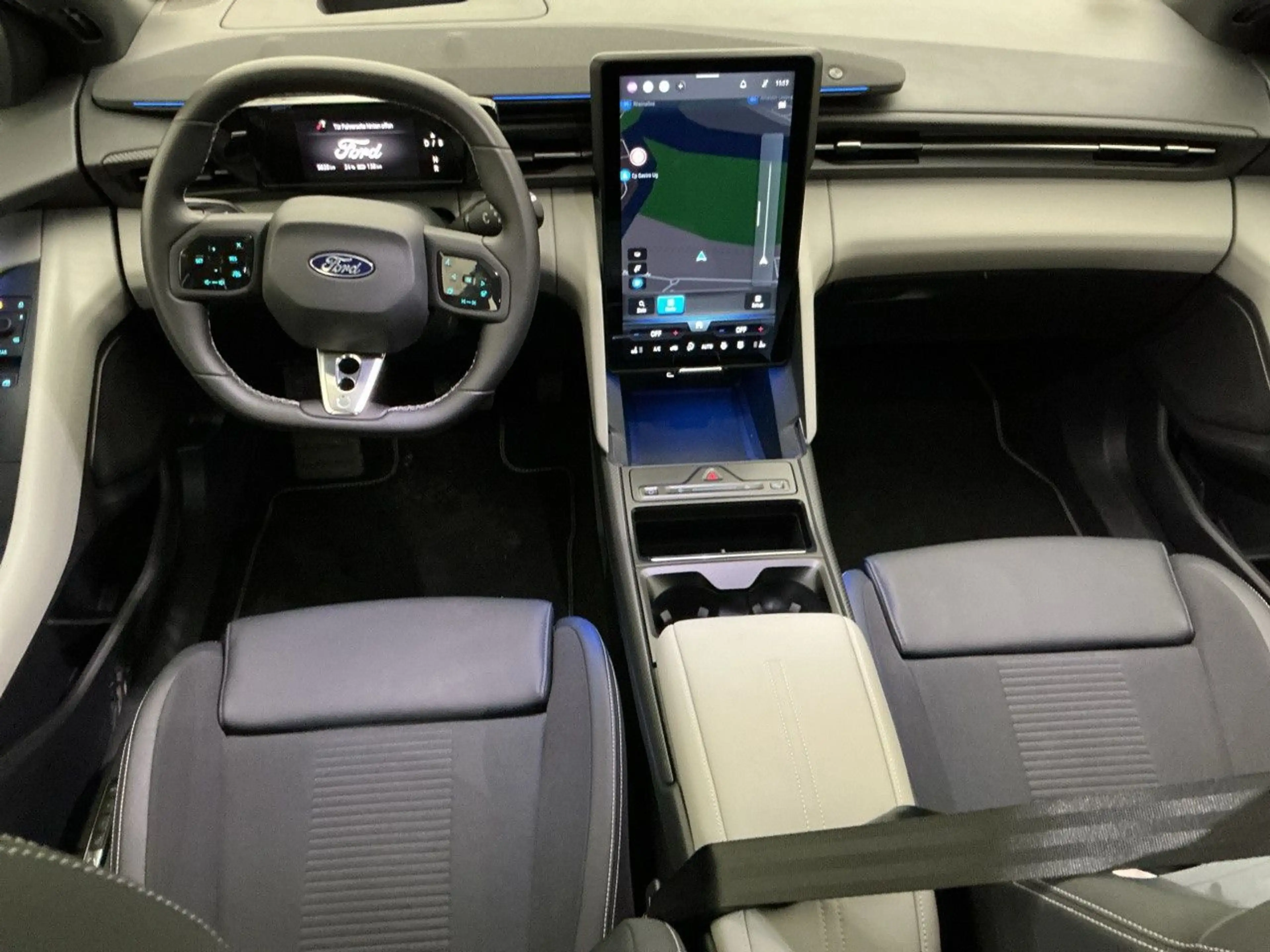 Ford Capri 77 kWh RWD Premium*360°*ACC*HUD*NAVI*LED* — photo 4