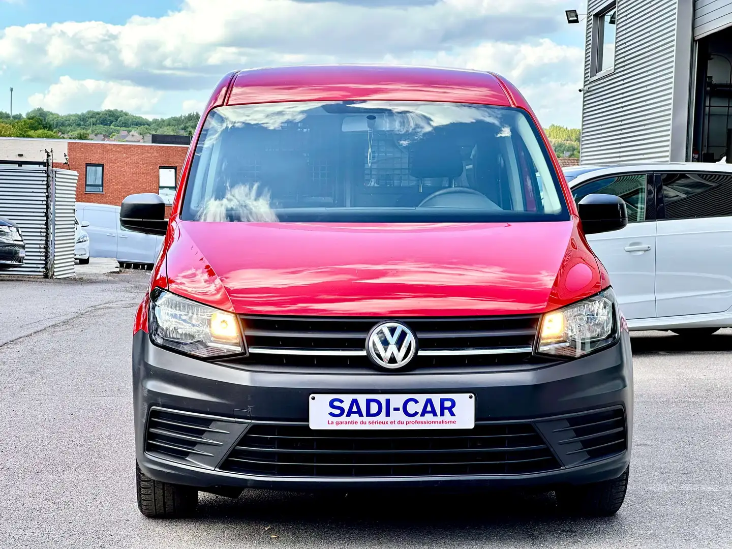 Volkswagen Caddy Maxi 1.0 TSI 102cv LONG - UTILITAIRE Rouge - 2