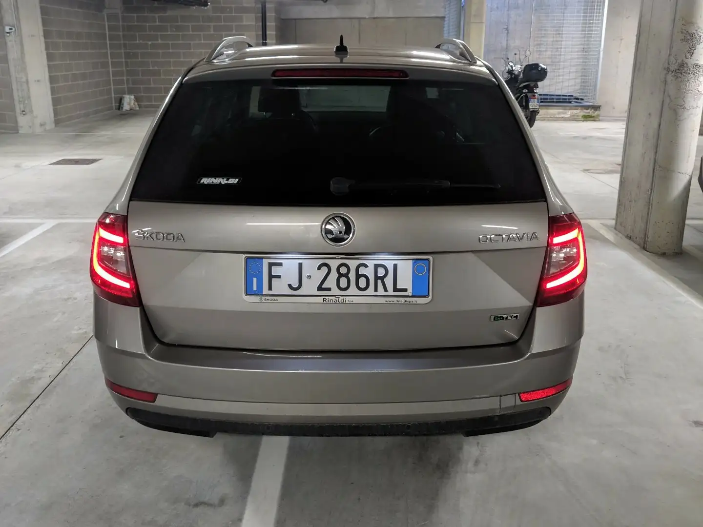 Skoda Octavia Wagon 1.4 tsi g-tec Style (elegance) 110cv Brons - 2