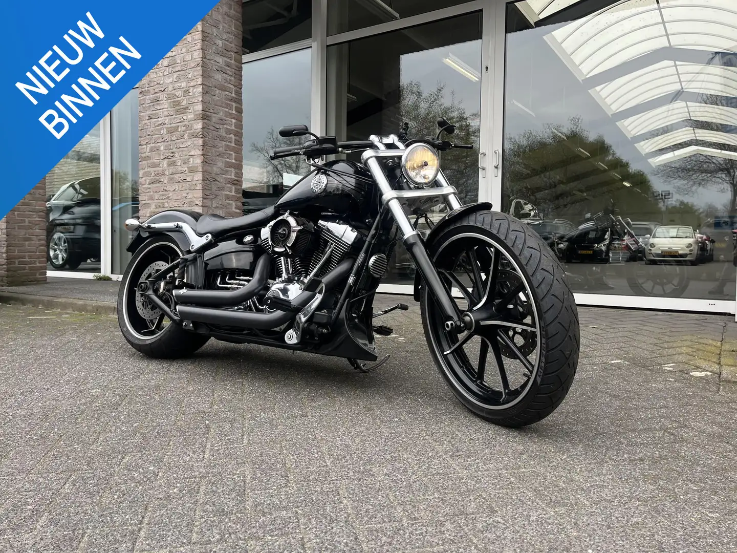 Harley-Davidson Softail 103 FXSB Breakout - 1