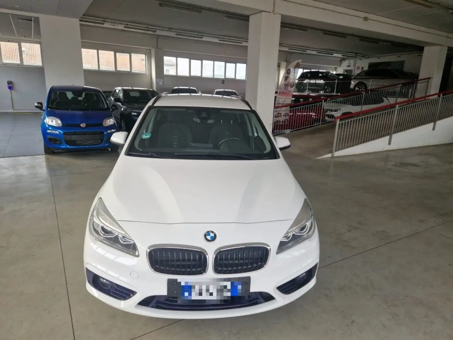 BMW 218 218 d xDrive Active Tourer Sport Blanc - 1