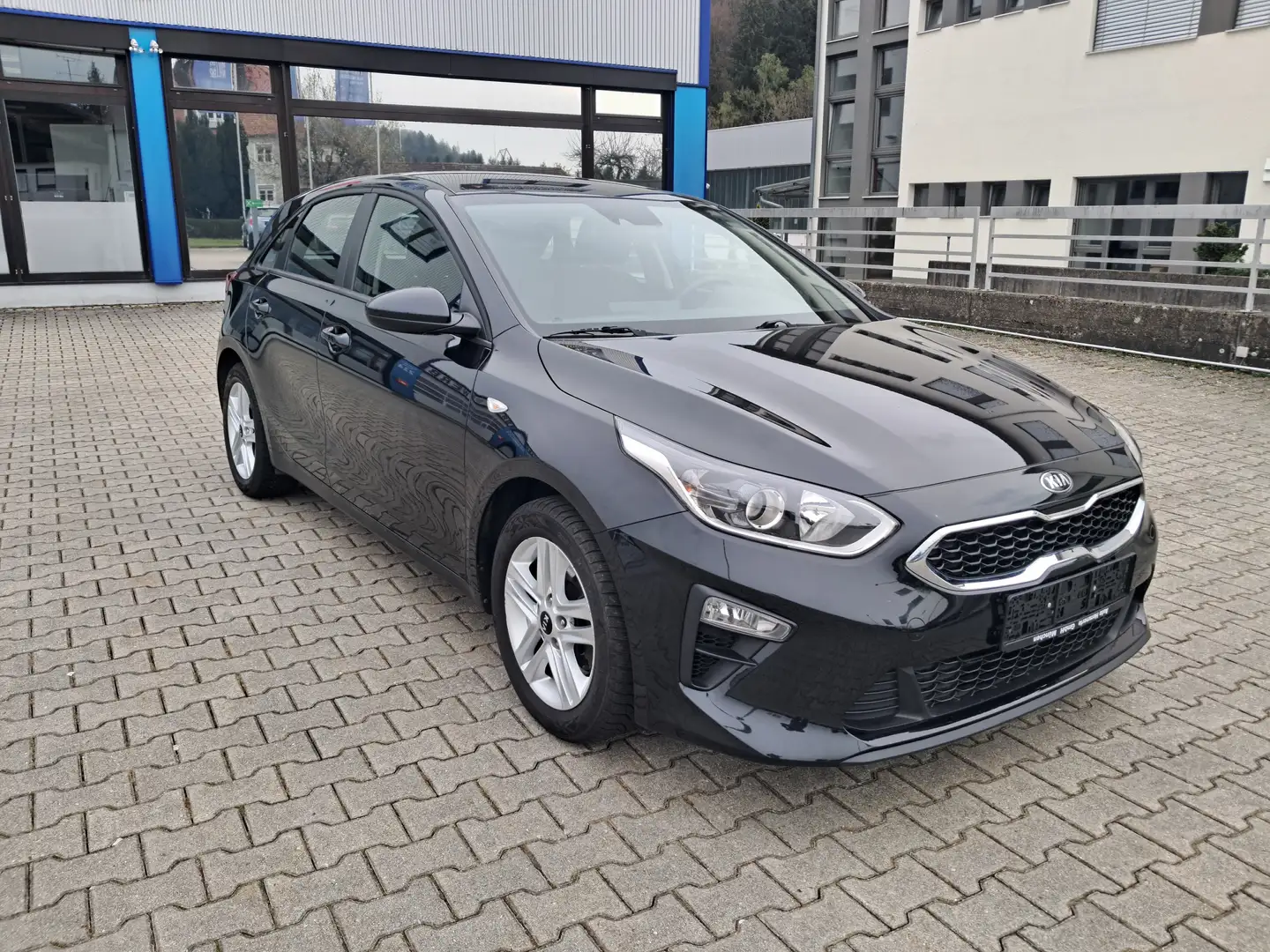 Kia Ceed / cee'd Edition 7-KAMERA-SITZHEIZUNG-HU:12.2025- Schwarz - 2