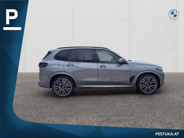 BMW X5 view 3