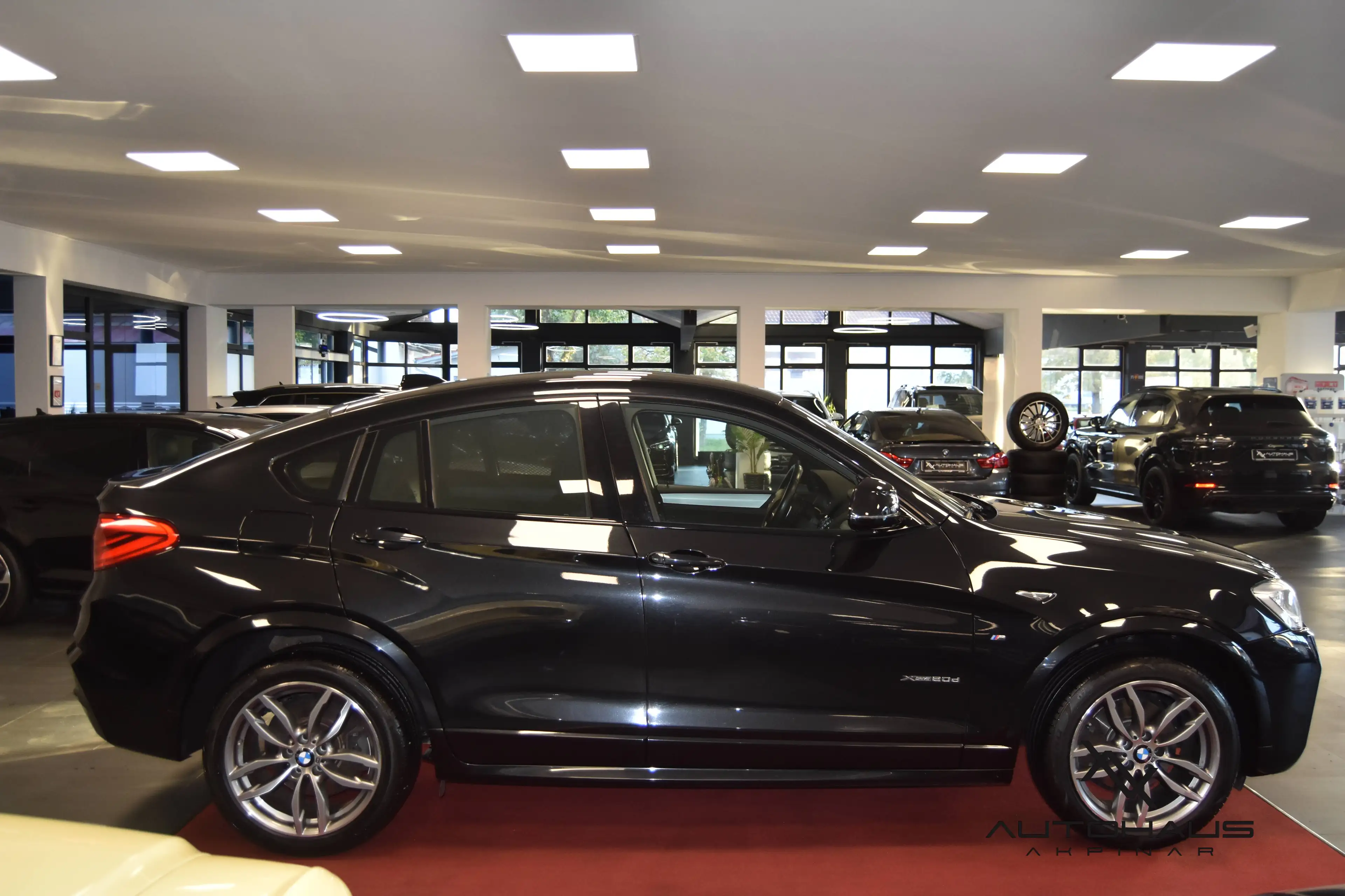 BMW X4 xDrive 20 d.~M-PAKET.~WENIG KM.~KAMERA.~LED.~KEY.~SHZ.~ROLLO.~SERVICE.~TÜV. — photo 8