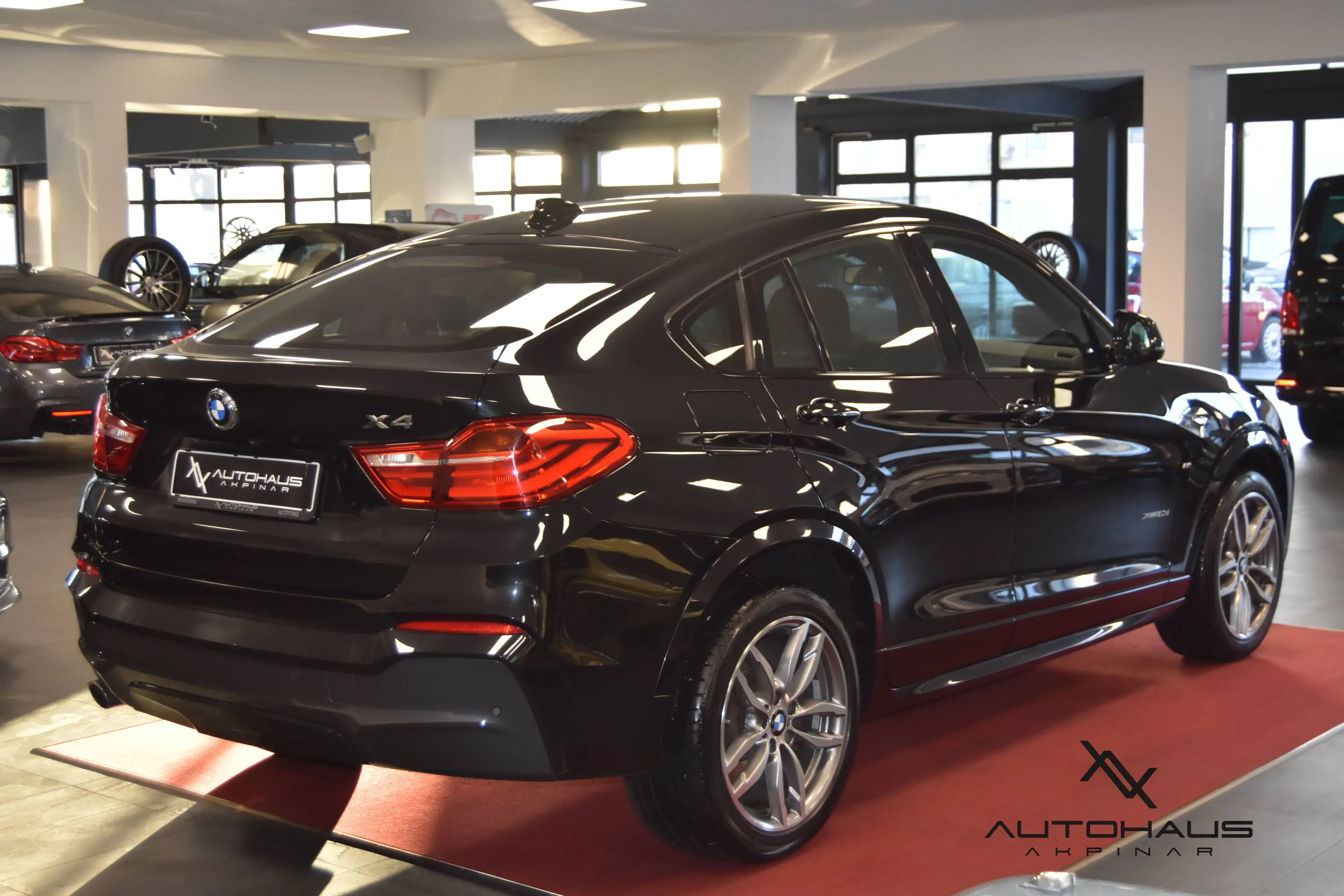 BMW X4 xDrive 20 d.~M-PAKET.~WENIG KM.~KAMERA.~LED.~KEY.~SHZ.~ROLLO.~SERVICE.~TÜV. — photo 7
