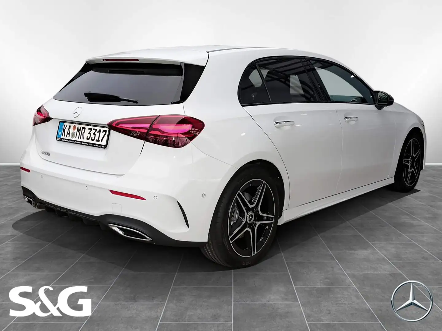 Mercedes-Benz A 200 Kompaktlimousine AMG MBUX+LED+Pano+RüKam Wit - 2
