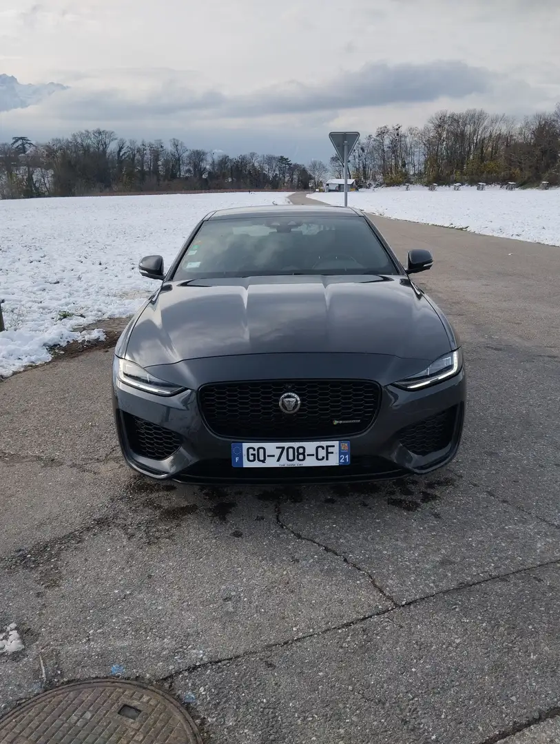 Jaguar XE XE P300 BVA AWD R-Dynamic HSE Gris - 1