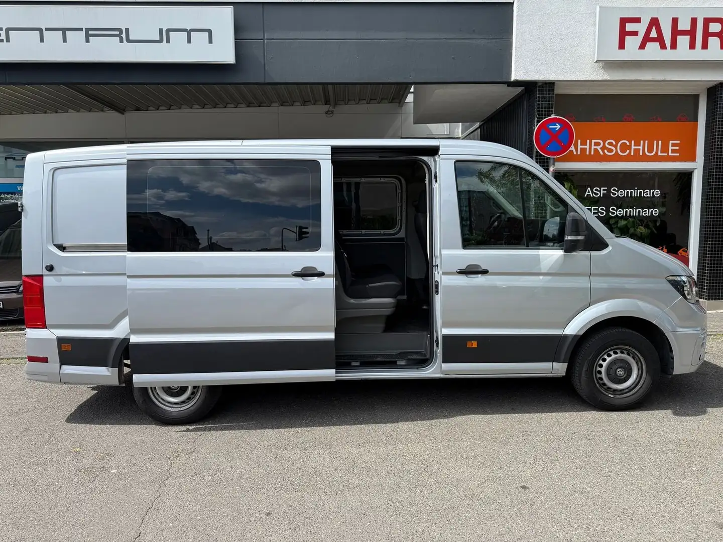 Volkswagen Crafter Kasten PLUS 35 Trendline GUTE AUSSTATTUNG Plateado - 2