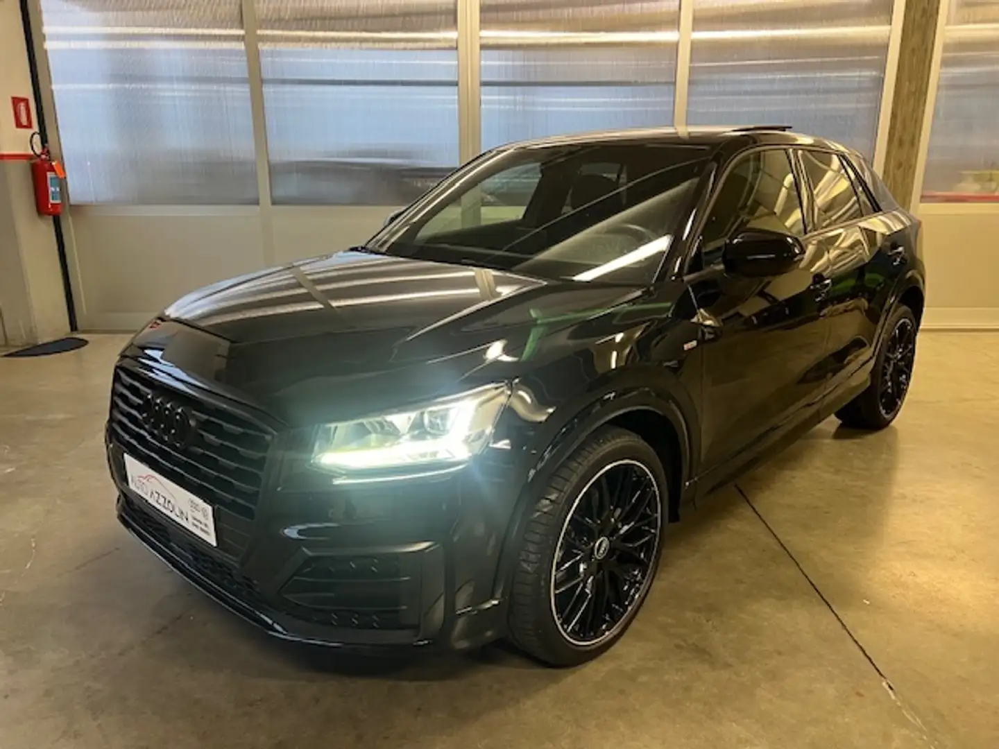 Audi Q2 35 tdi 150cv s-tronic, S-line, Tetto, 19", Led Nero - 1