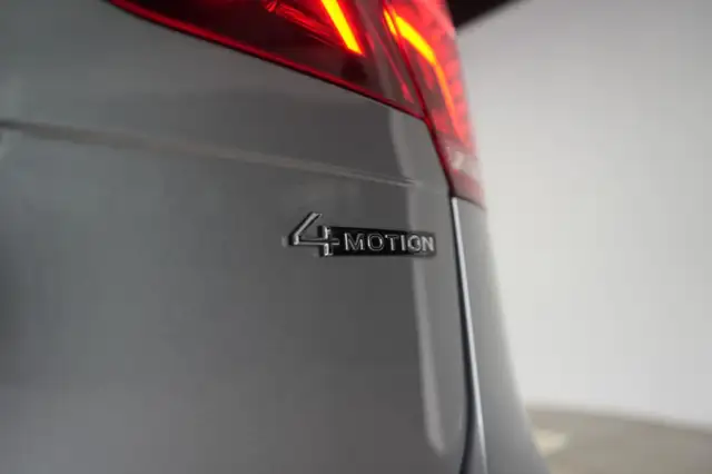 Volkswagen Tiguan Allspace view 13
