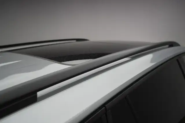 Volkswagen Tiguan Allspace view 14