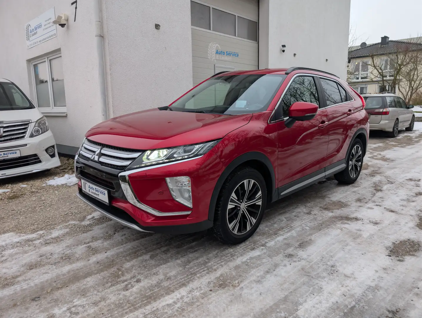 Mitsubishi Eclipse Cross Diamant Edition+/Automatik/1.Hd/LED/CarPlay/Sitzhz Rouge - 1