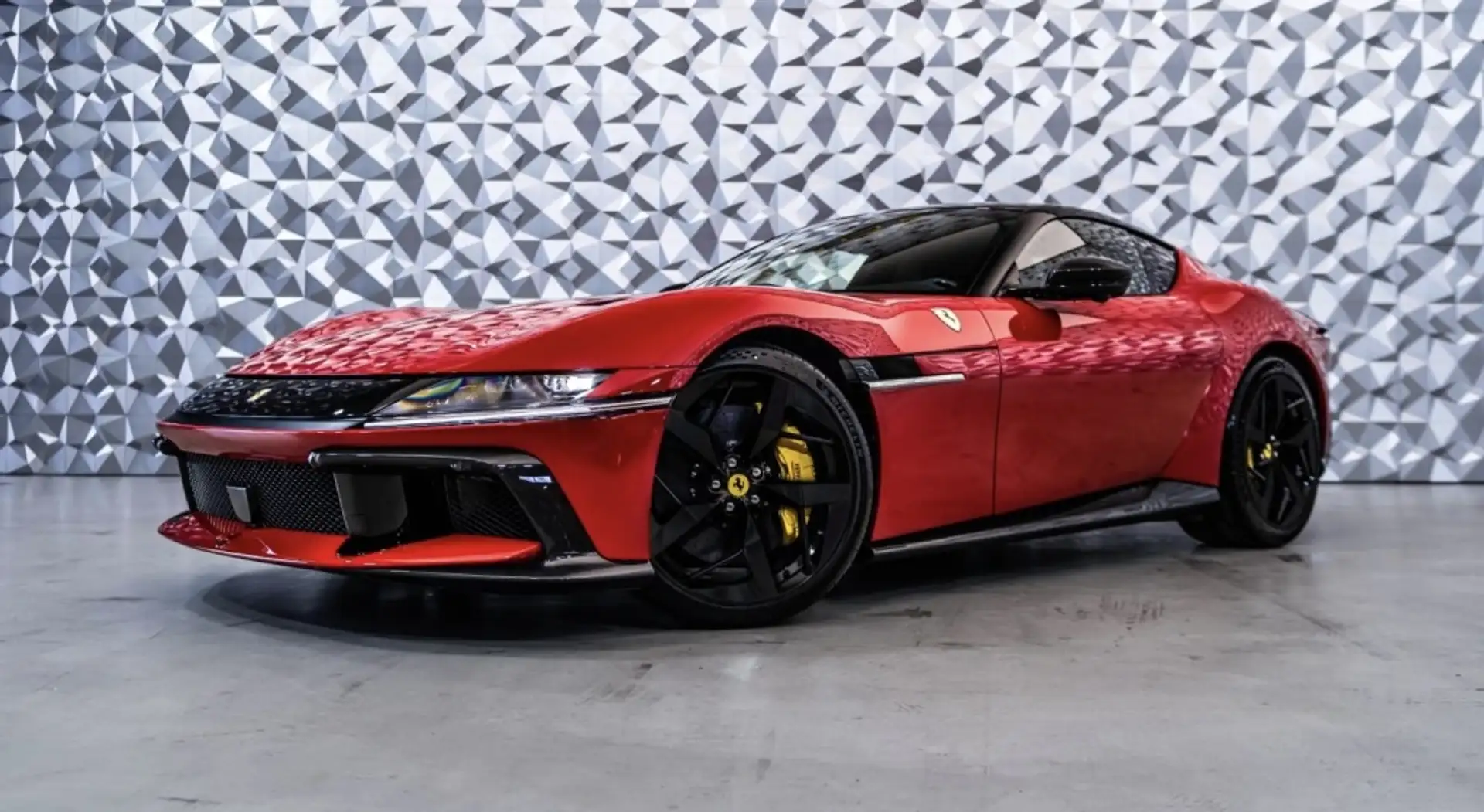 Ferrari 12 Cilindri Rood - 1