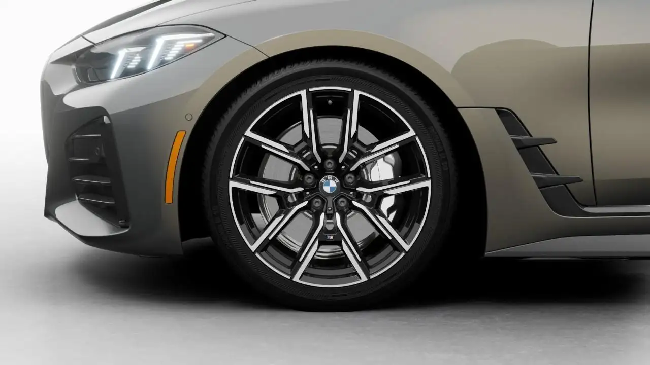 BMW 4 Series photo BMW 4 Series