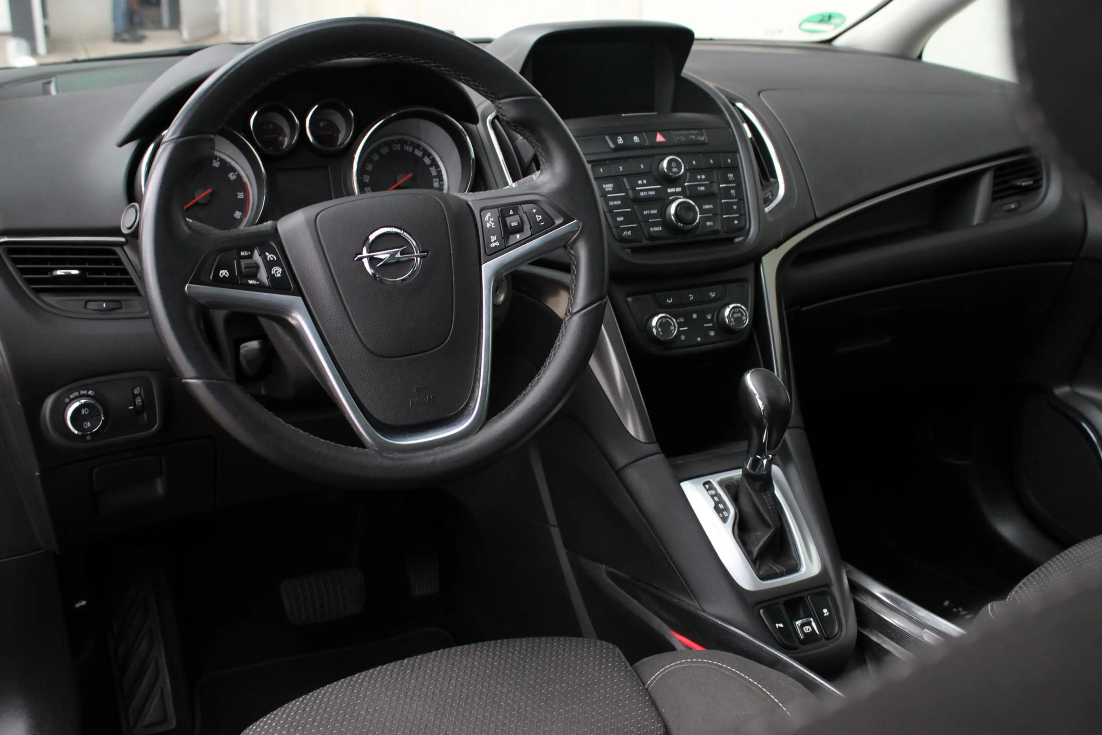 Opel Zafira Tourer 1.4 Cosmo 7p. / AUTOMAAT / TREKHAAK / OPEN DAK / 1 — photo 8