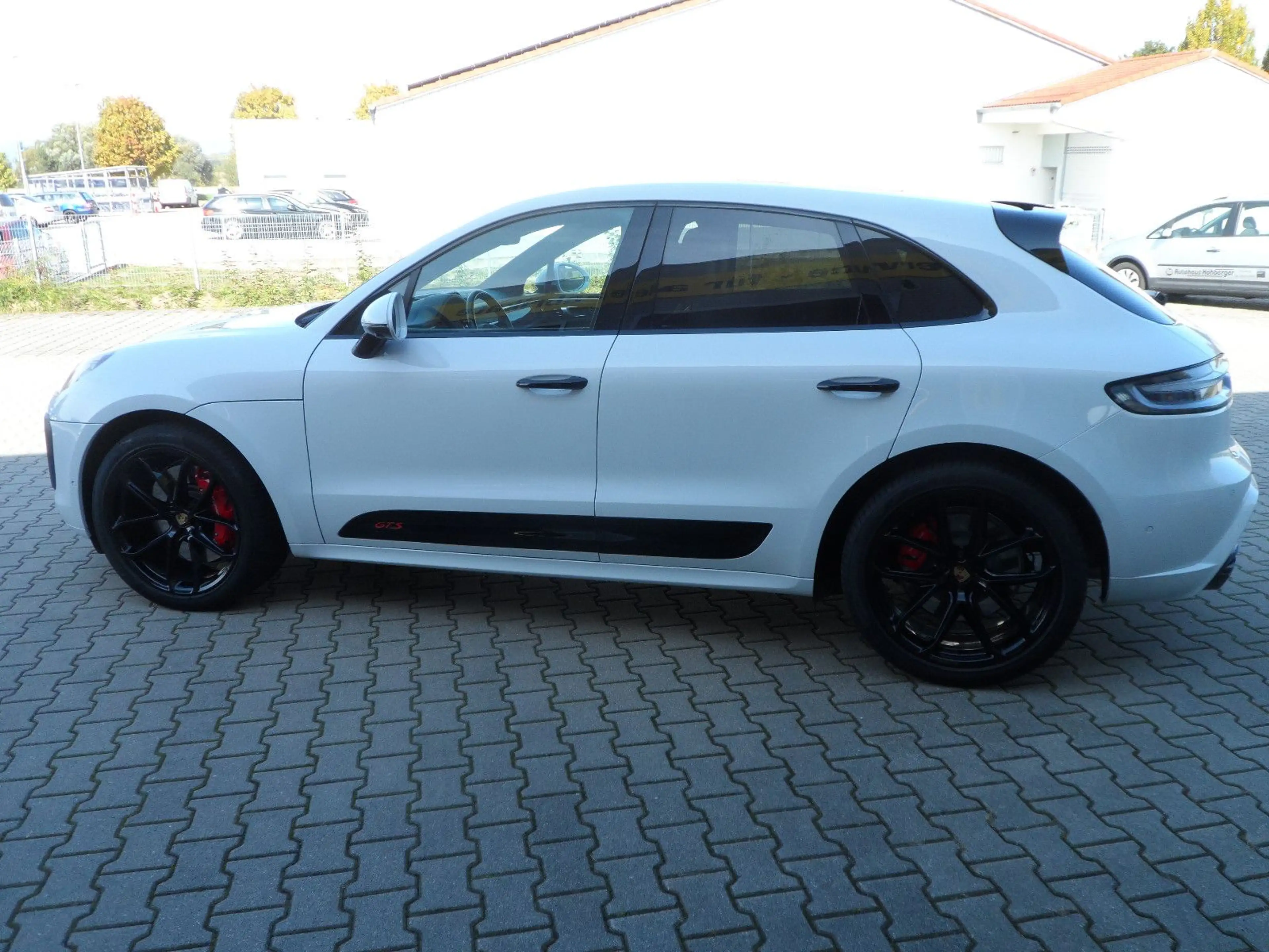Porsche Macan GTS/AHK/Standheizung/Approved/Voll — photo 14