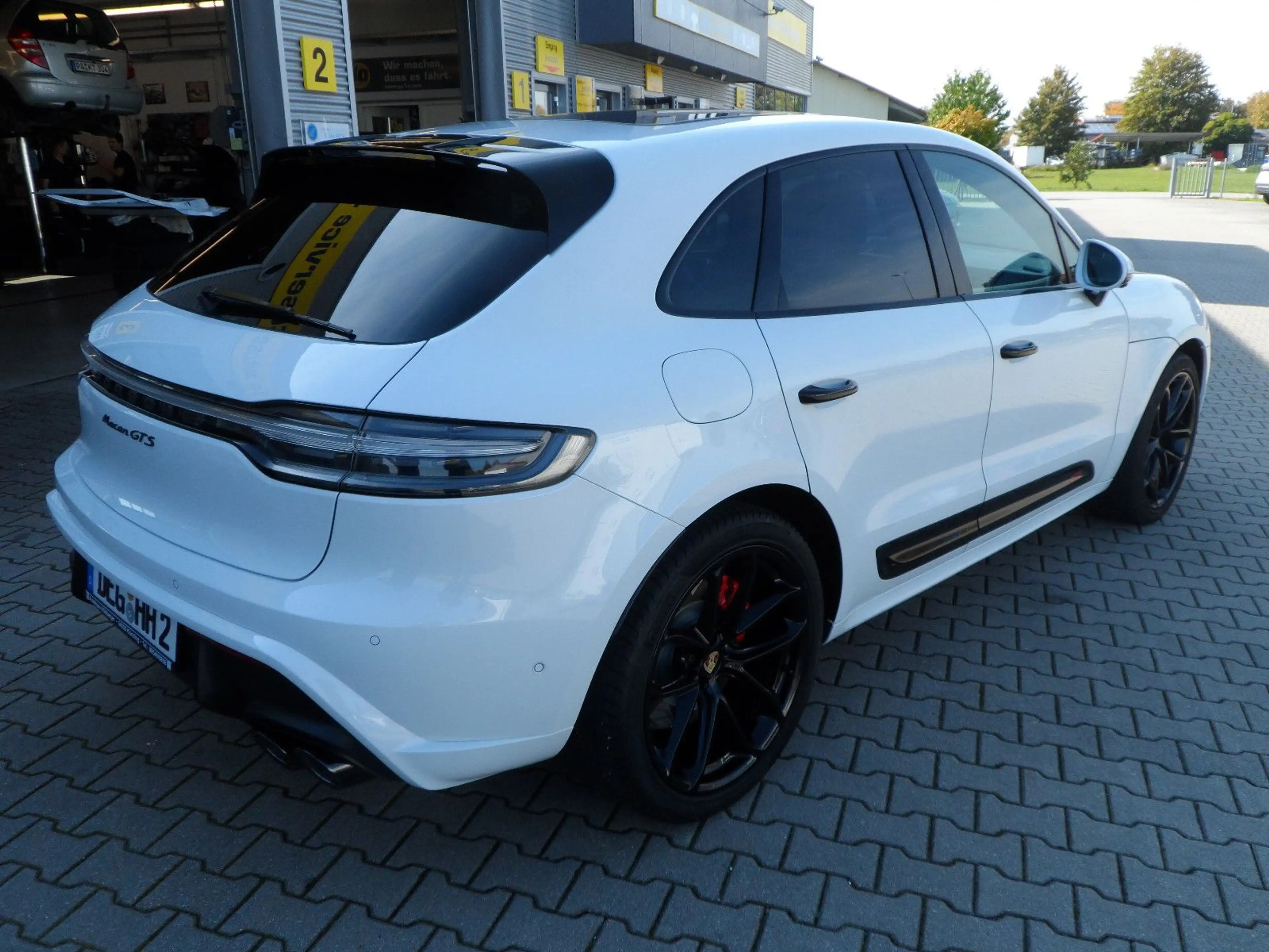 Porsche Macan GTS/AHK/Standheizung/Approved/Voll — photo 10