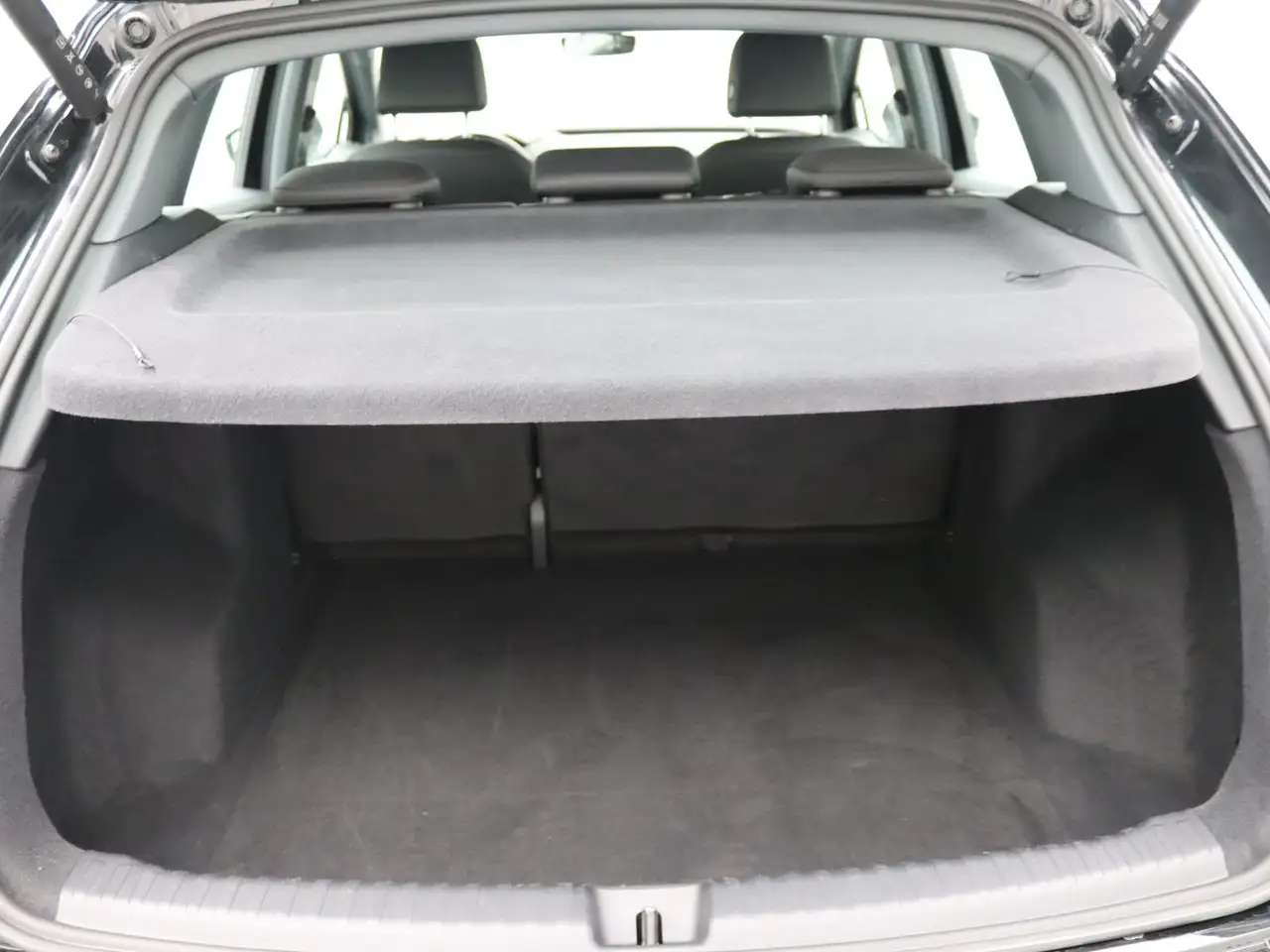 Audi Q4 e-tron 40 / Navi pro, Matrix, Pano, AR-HuD 8