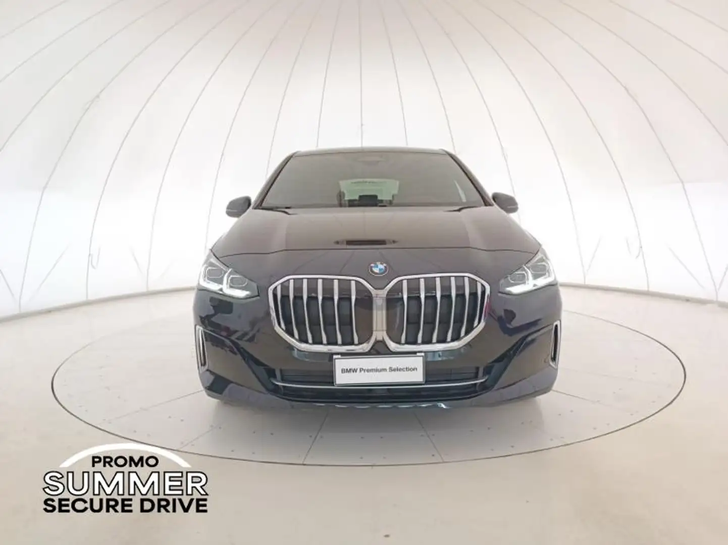 BMW 218 d Active Tourer Luxury auto Black - 2