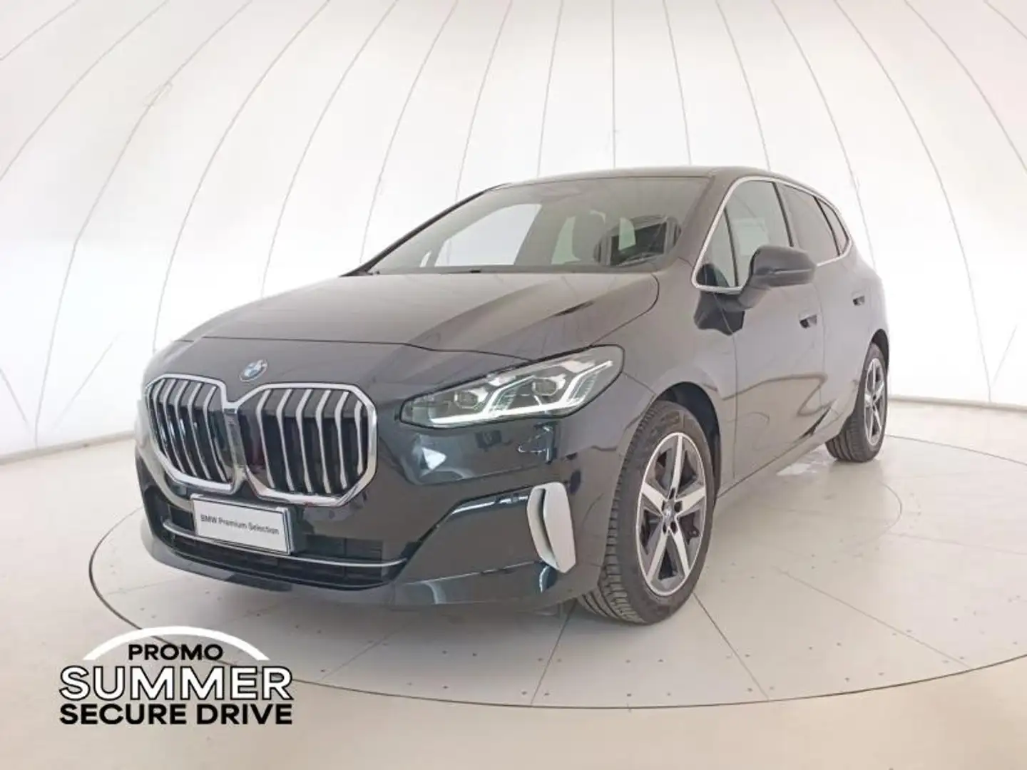 BMW 218 d Active Tourer Luxury auto Black - 1