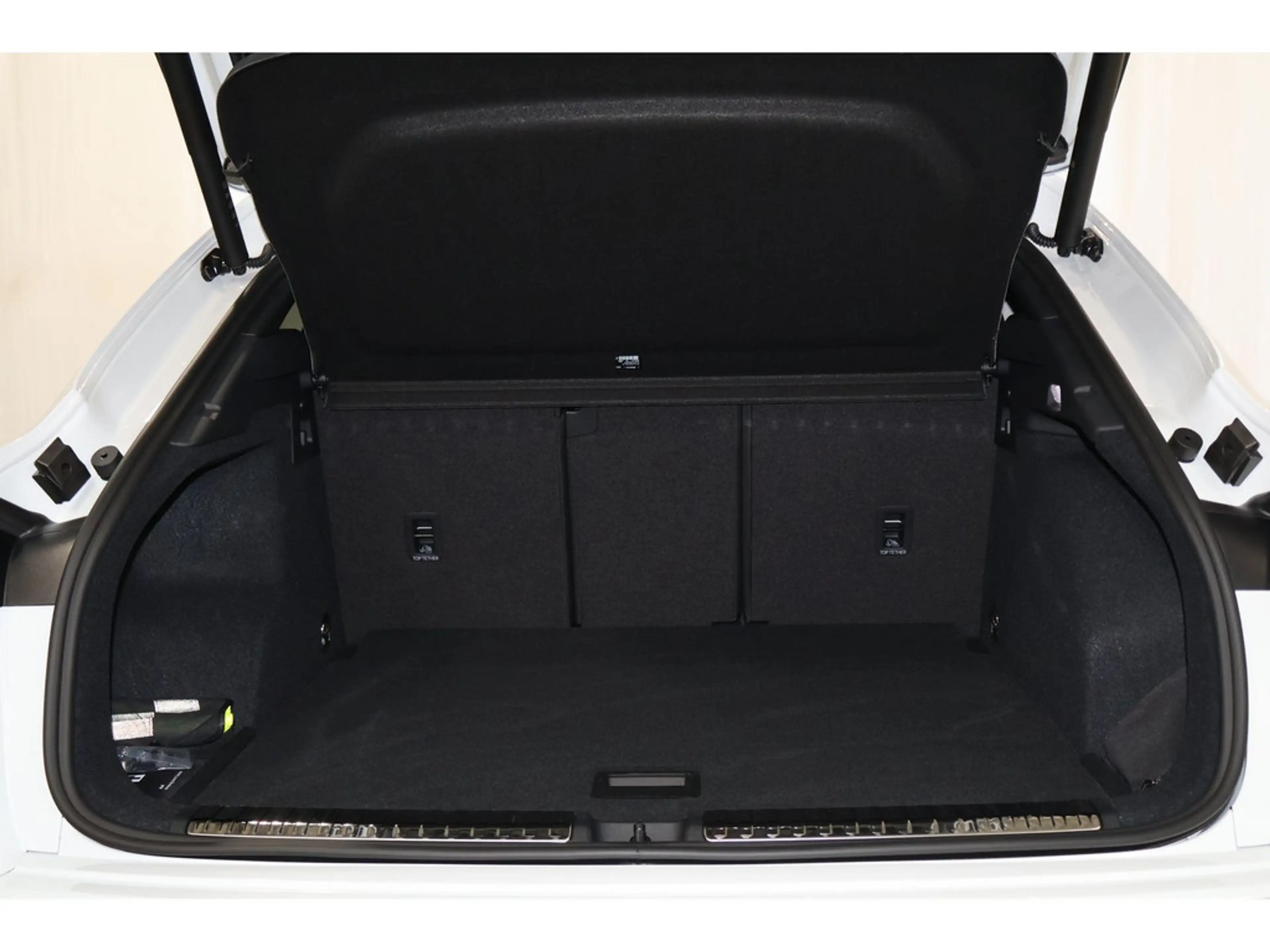 Audi Q3 Sportback TFSI 110 kW S tronic Tech plus/R.-Kamera/HuD/SONOS/LED Sc — photo 6