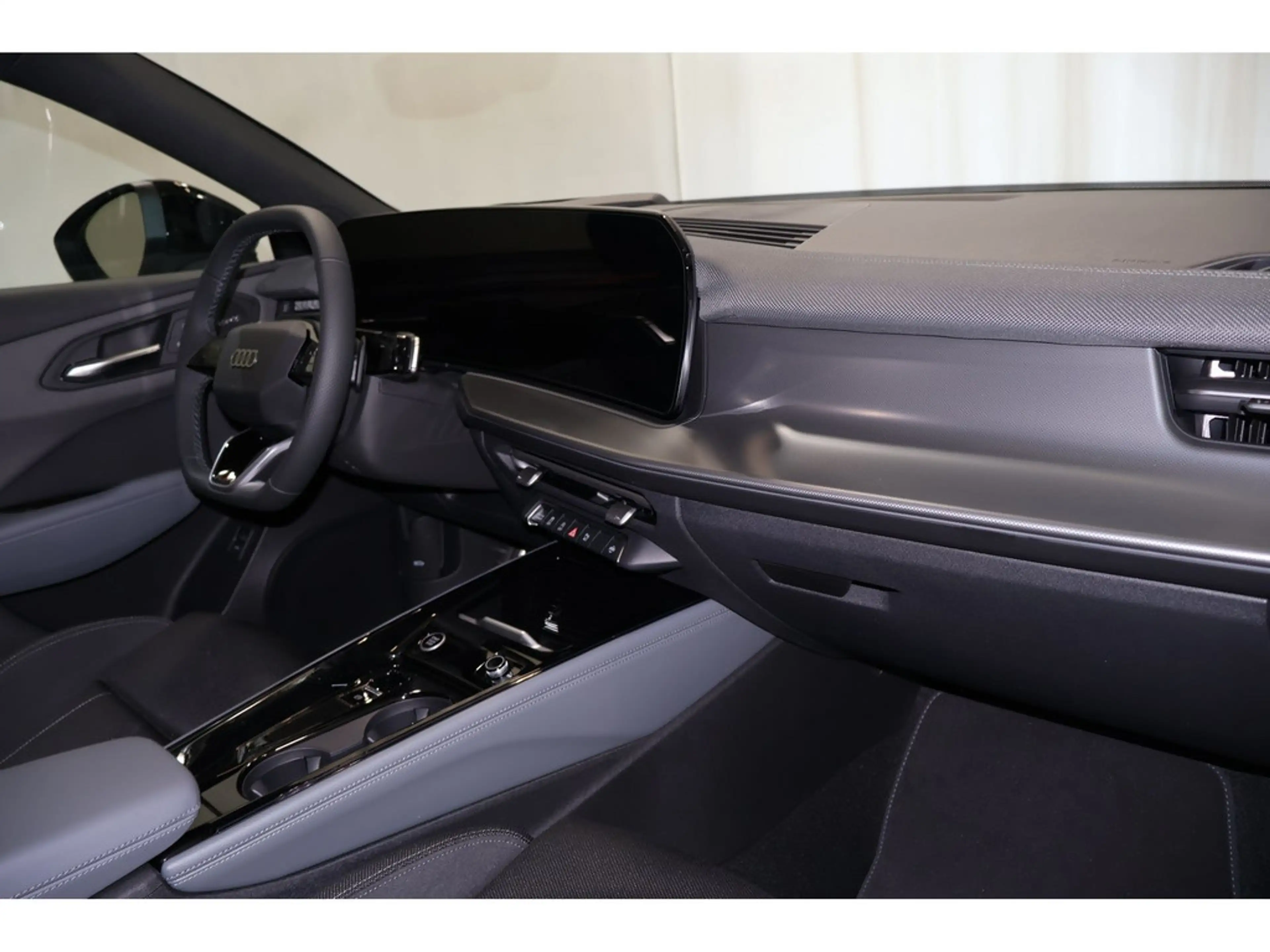 Audi Q3 Sportback TFSI 110 kW S tronic Tech plus/R.-Kamera/HuD/SONOS/LED Sc — photo 8